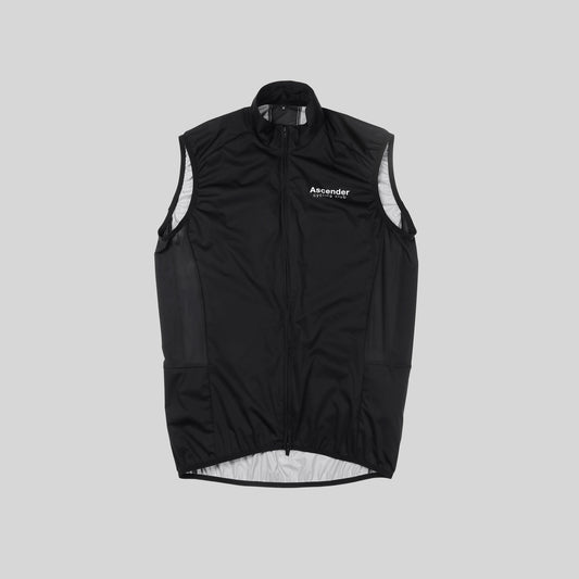 AEROFLOW Wind Vest Black from Ascender Cycling Club Zürich Switzerland Frontside View