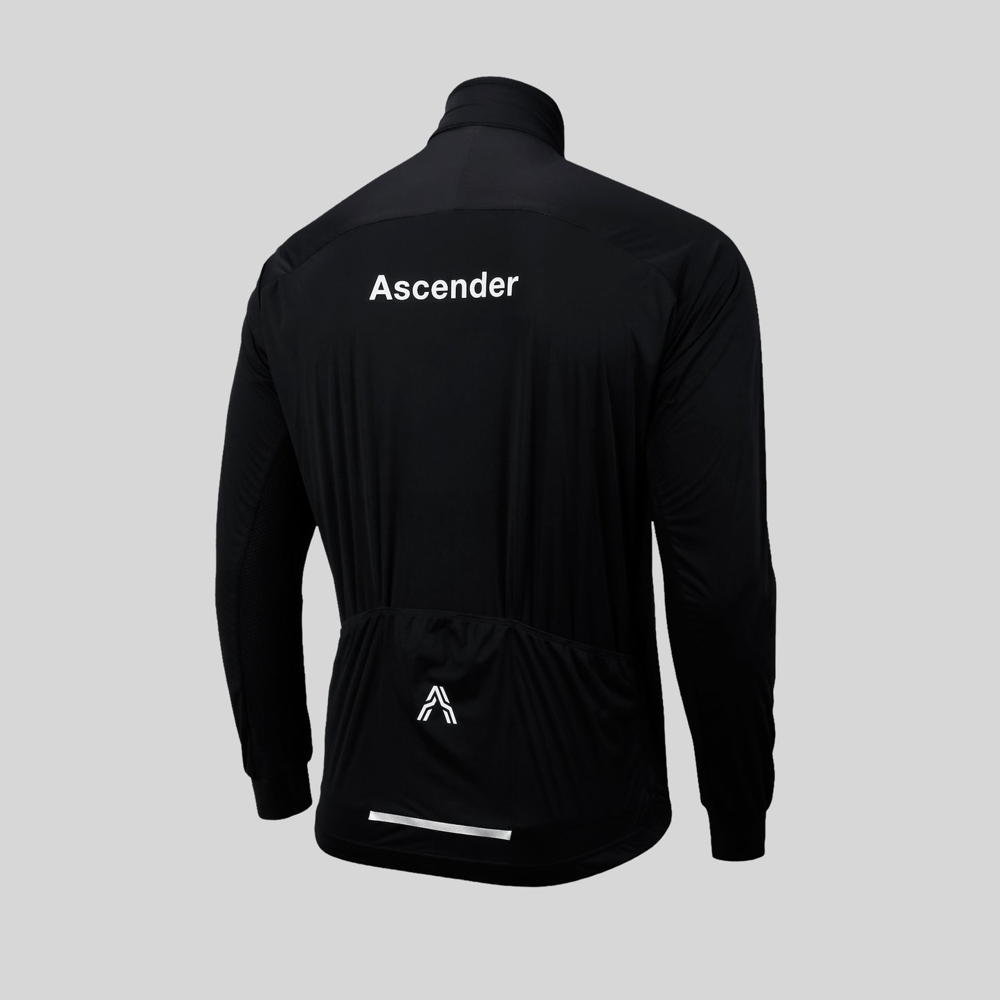 Aquarius Windproof and Waterproof Shield Jacket from Ascender Cycling Club in Zürich Switzerland Back View