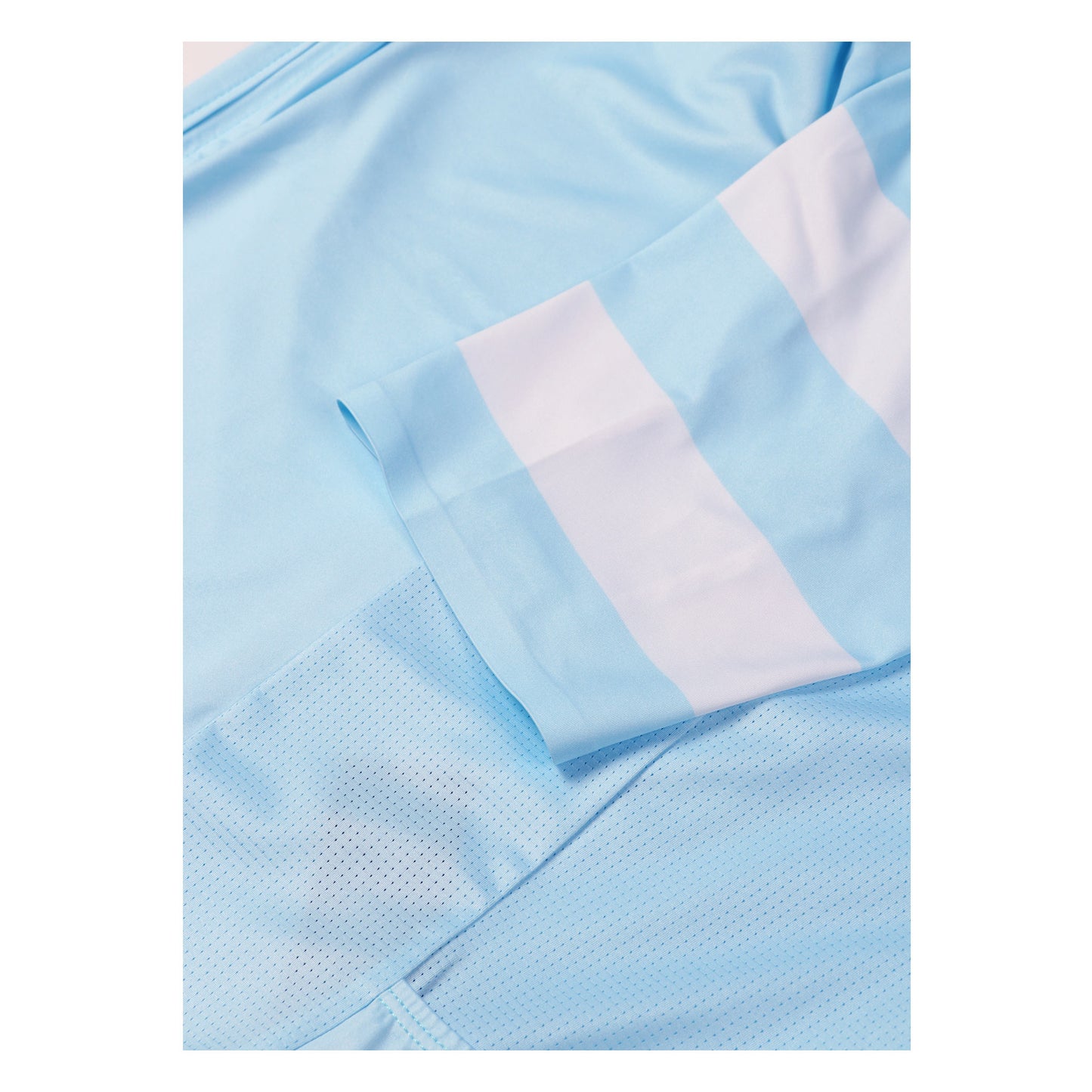 The retro-inspired Astro jersey Sky Blue from Ascender Cycling Club Switzerland Aerodynamic Sleeve View