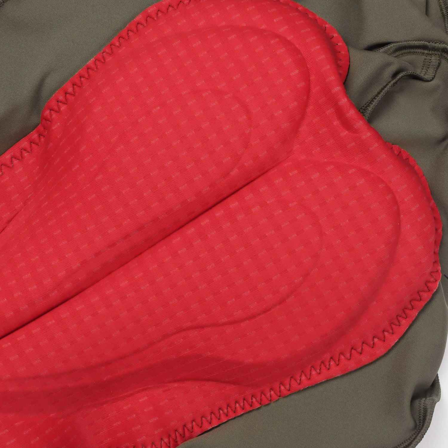 Premium bib short dark olive 6 densities EIT
Chamois view from Ascender Switzerland