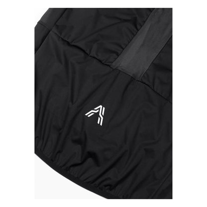 AEROFLOW Wind Vest Black from Ascender Cycling Club Zürich Switzerland Backside Detailled Mesh & Logo View