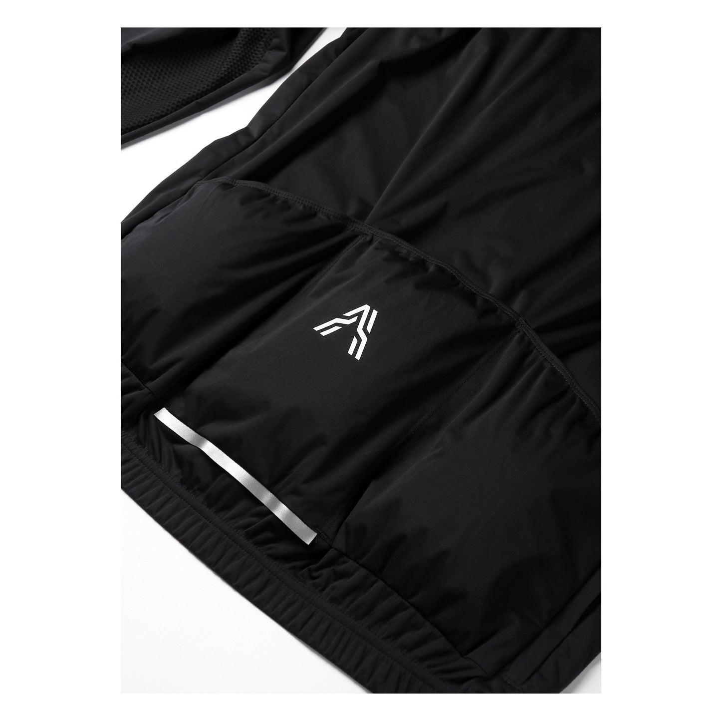 Aquarius Windproof and Waterproof Shield Jacket from Ascender Cycling Club in Zürich Switzerland Three Cargo Back Pockets View