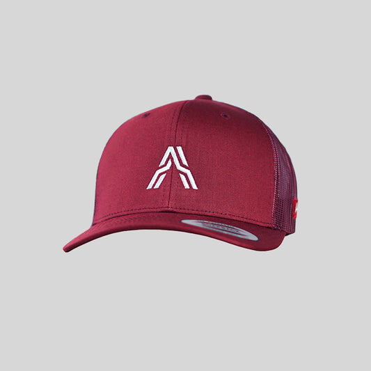 Stickerei Retro Trucker Cap Bordeaux von Ascender Cycling Club Zürich Schweiz Vorderansicht