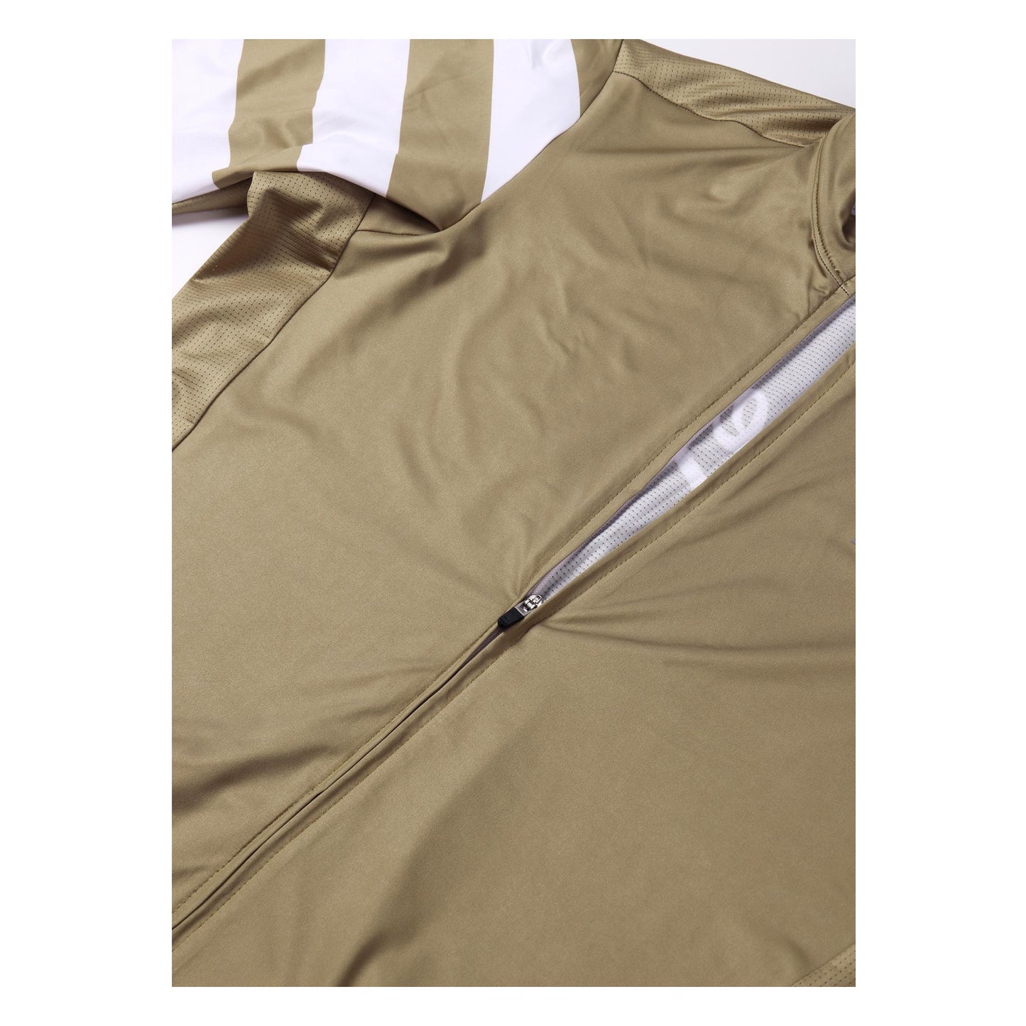 The retro-inspired Astro jersey Mystic Gold from Ascender Cycling Club Switzerland YKK Semi-Autolock Zipper View