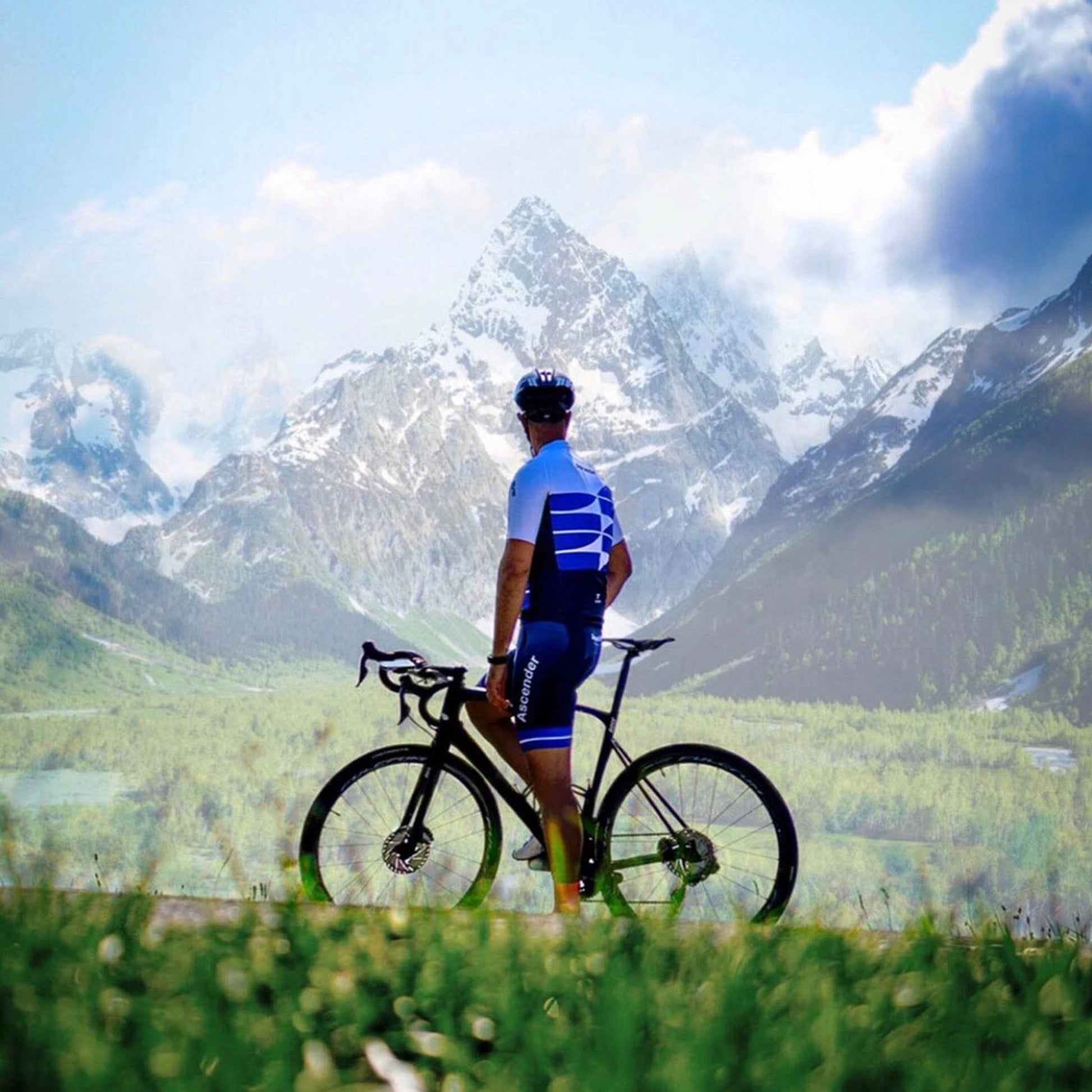 Mountain Edition Blue Short Sleeves Jersey from Ascender Cycling Club in Zürich Switzerland Instagram Photo