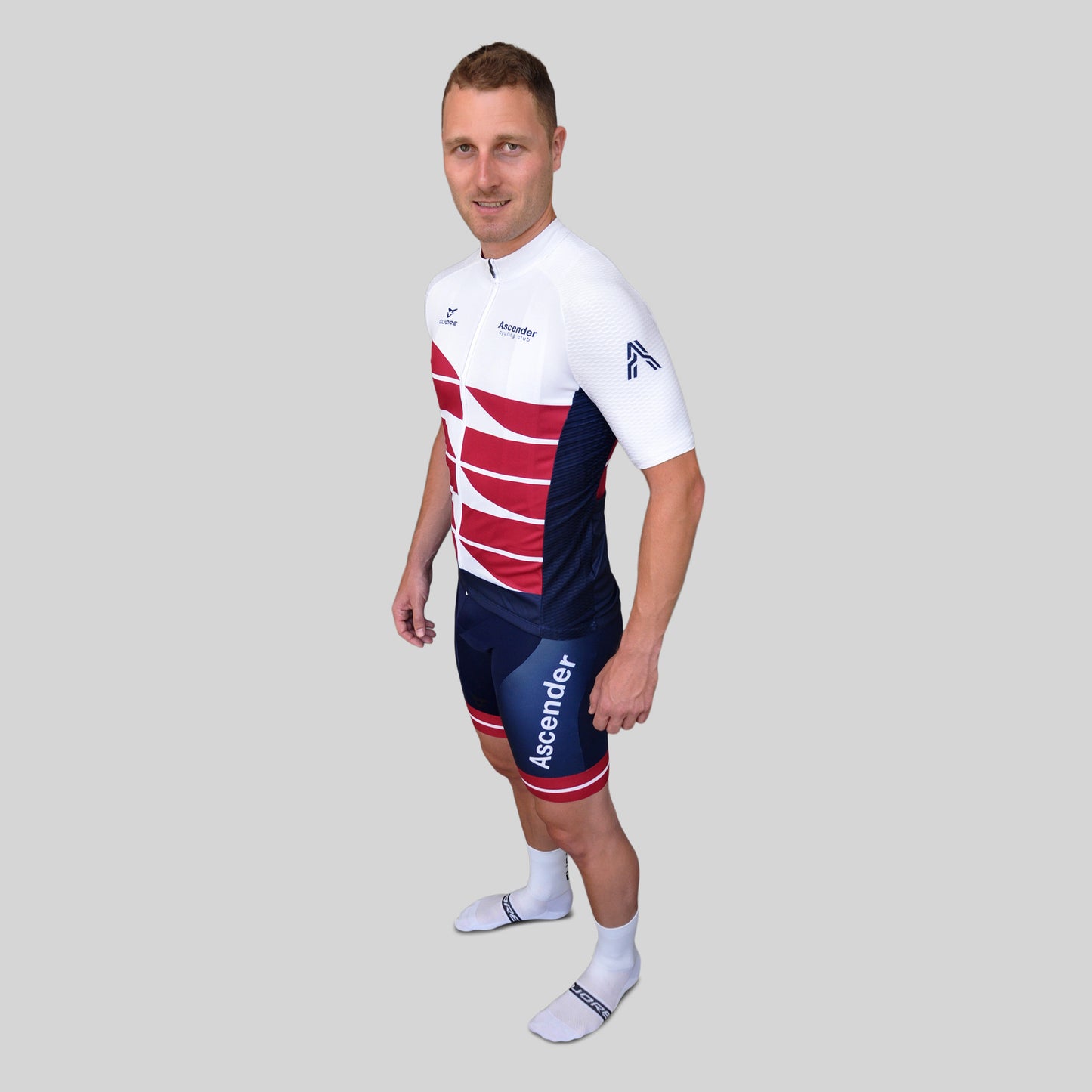 Mountain Edition Short Sleeves Jersey Bordeaux from Ascender Cycling Club Zürich and Cuore of Switzerland Monogram on Jersey Side View